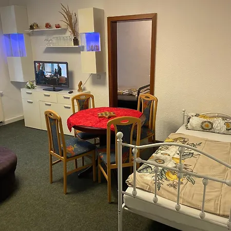 Monteur- Und Mietwohnungen Nordsachsen Lägenhet *